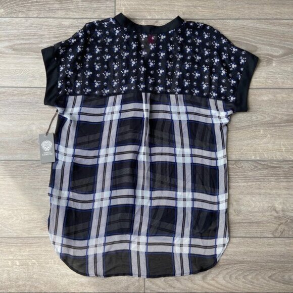 NWT Vince Camuto Dolman-sleeve Henley Top - Picture 12 of 13